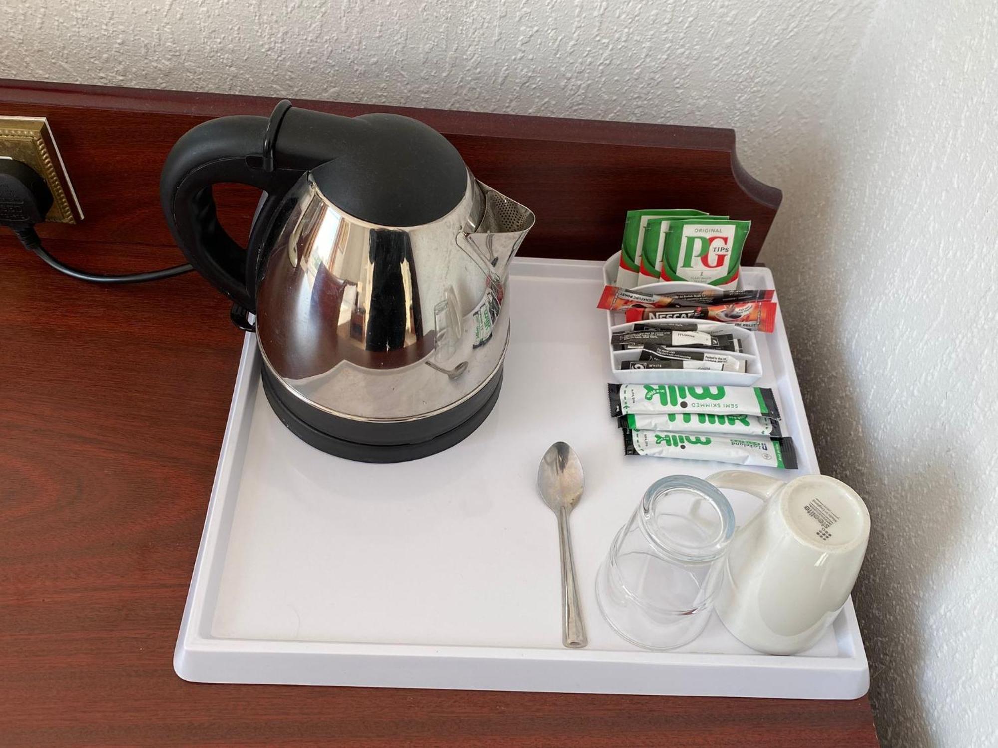 Tor Park Hotel Торки Экстерьер фото