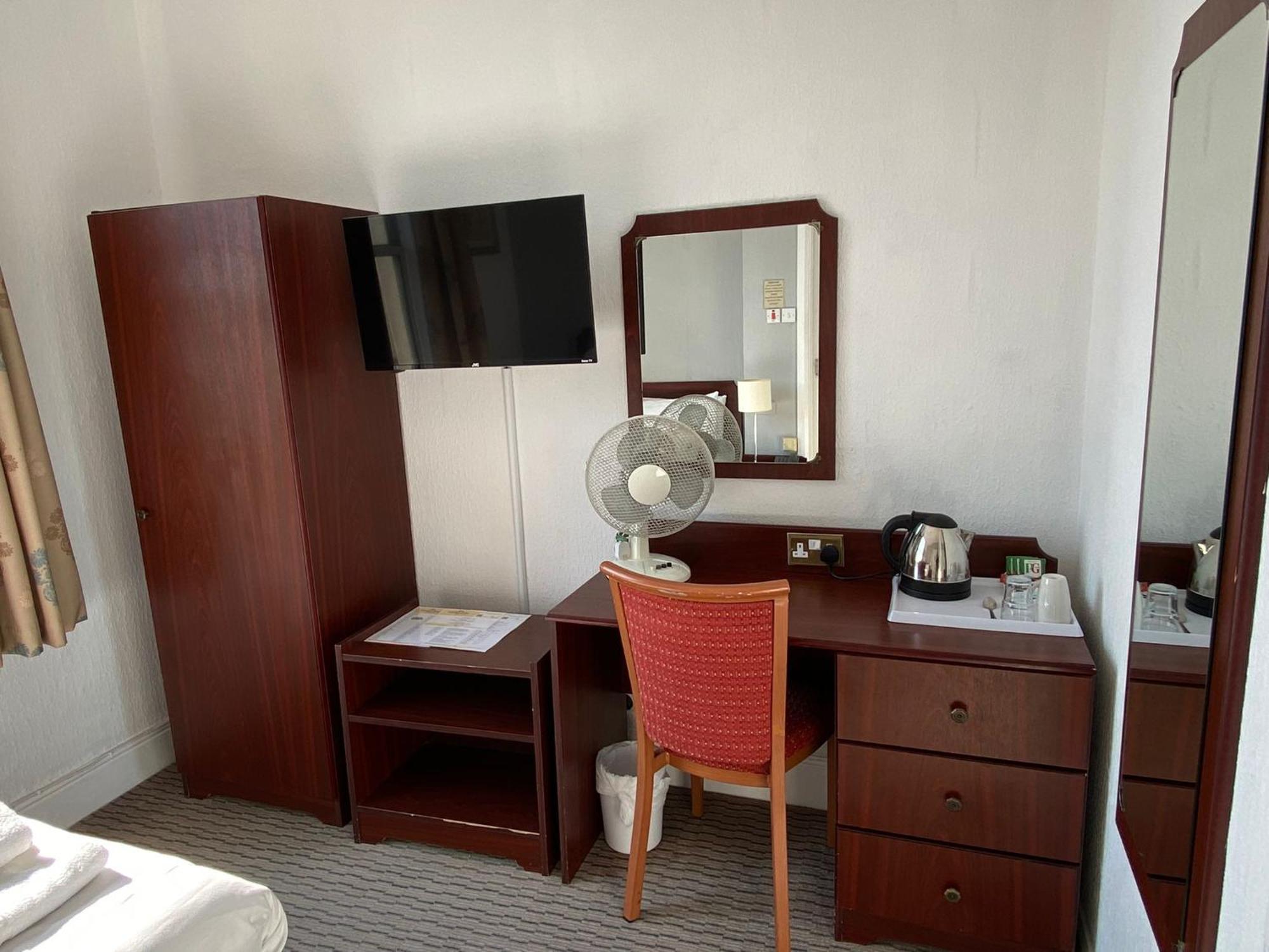 Tor Park Hotel Торки Экстерьер фото