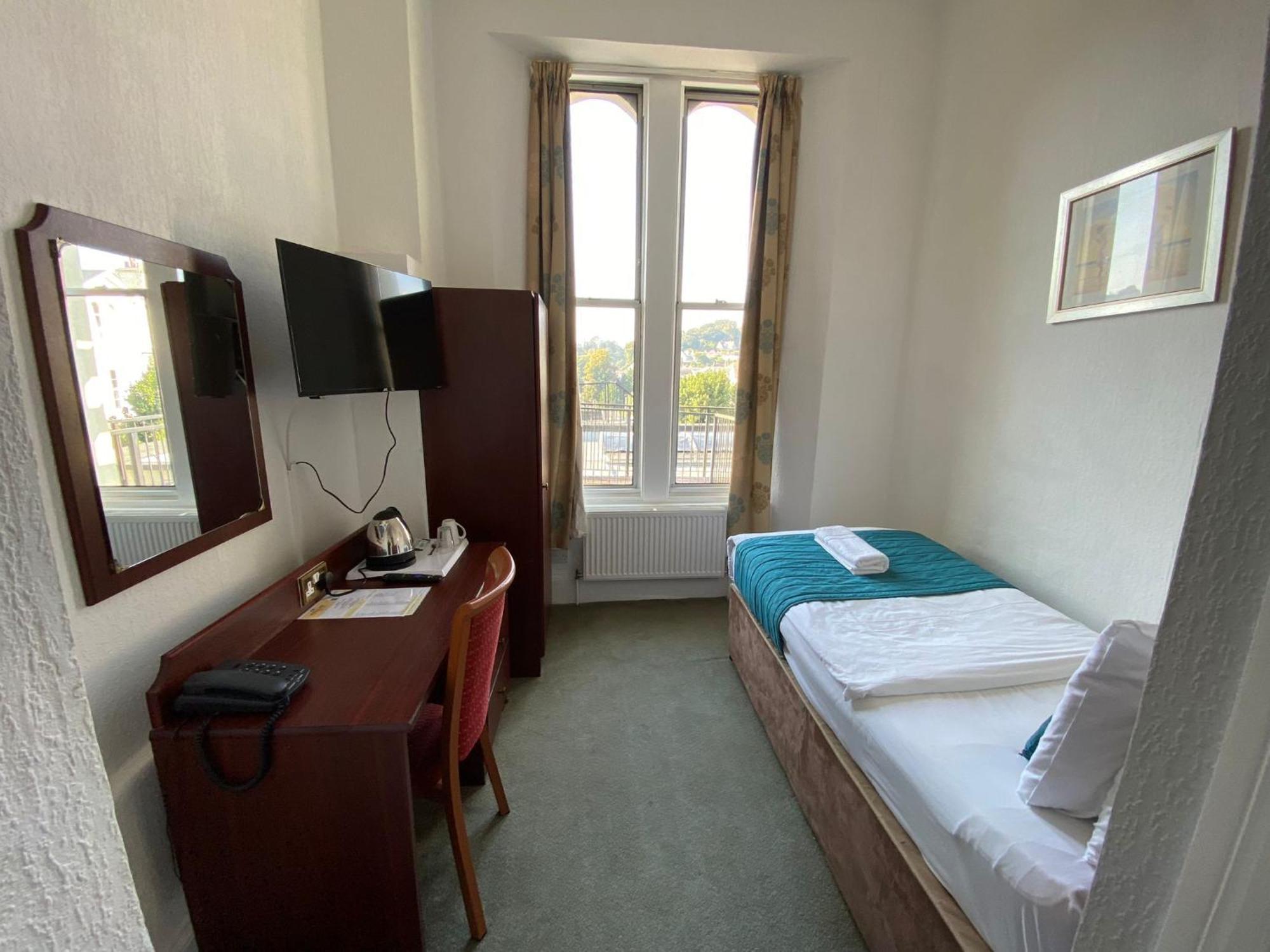Tor Park Hotel Торки Экстерьер фото
