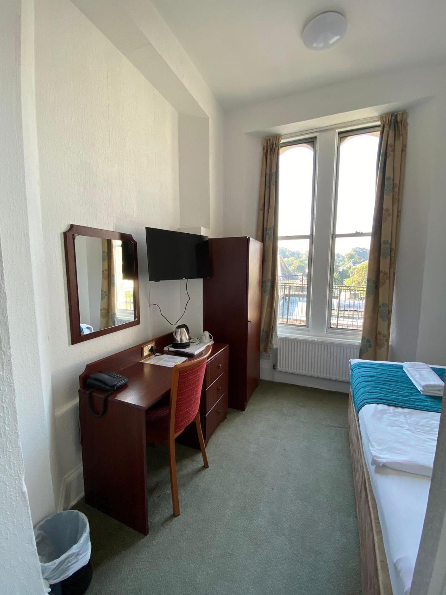Tor Park Hotel Торки Экстерьер фото