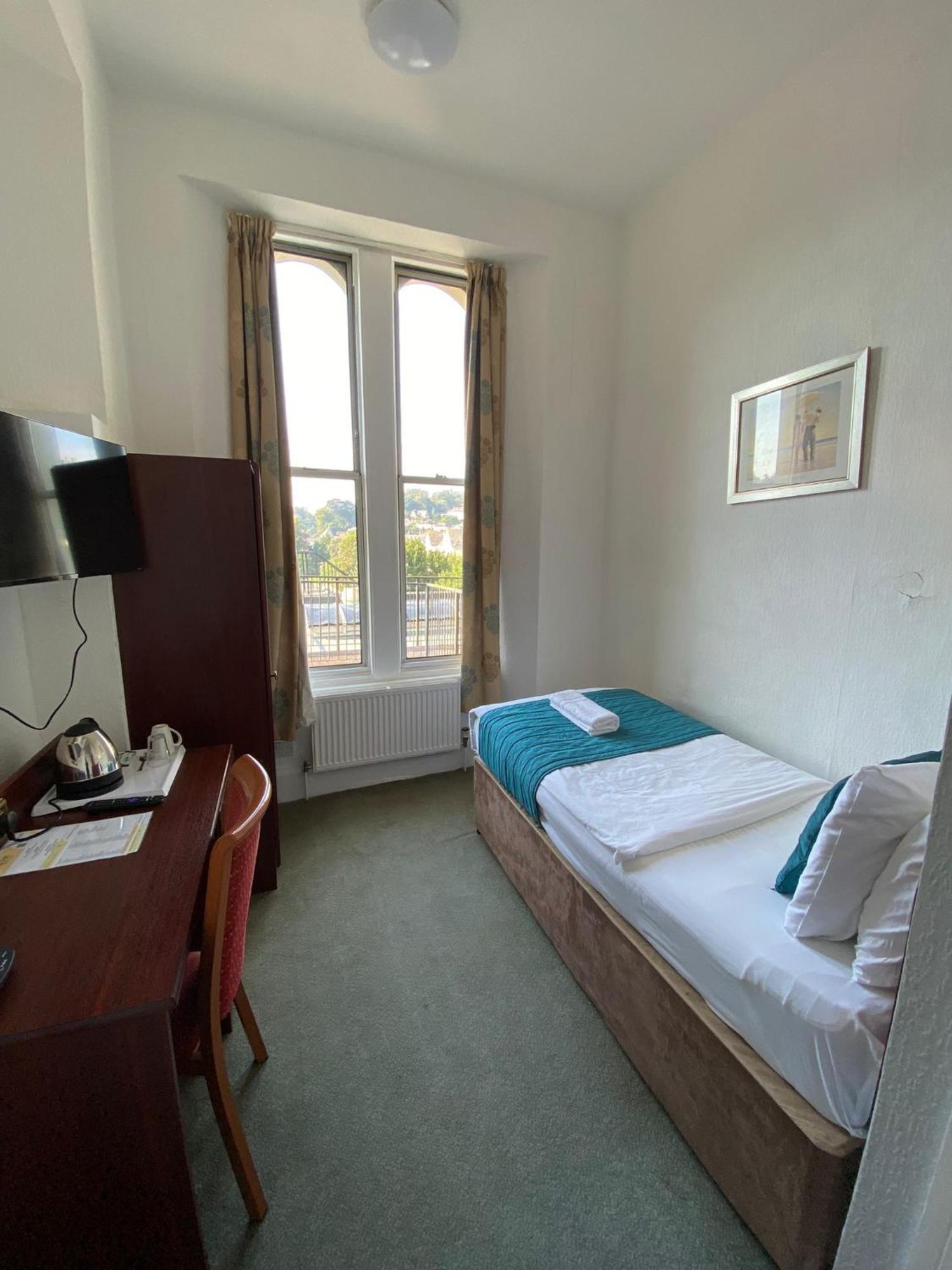 Tor Park Hotel Торки Экстерьер фото