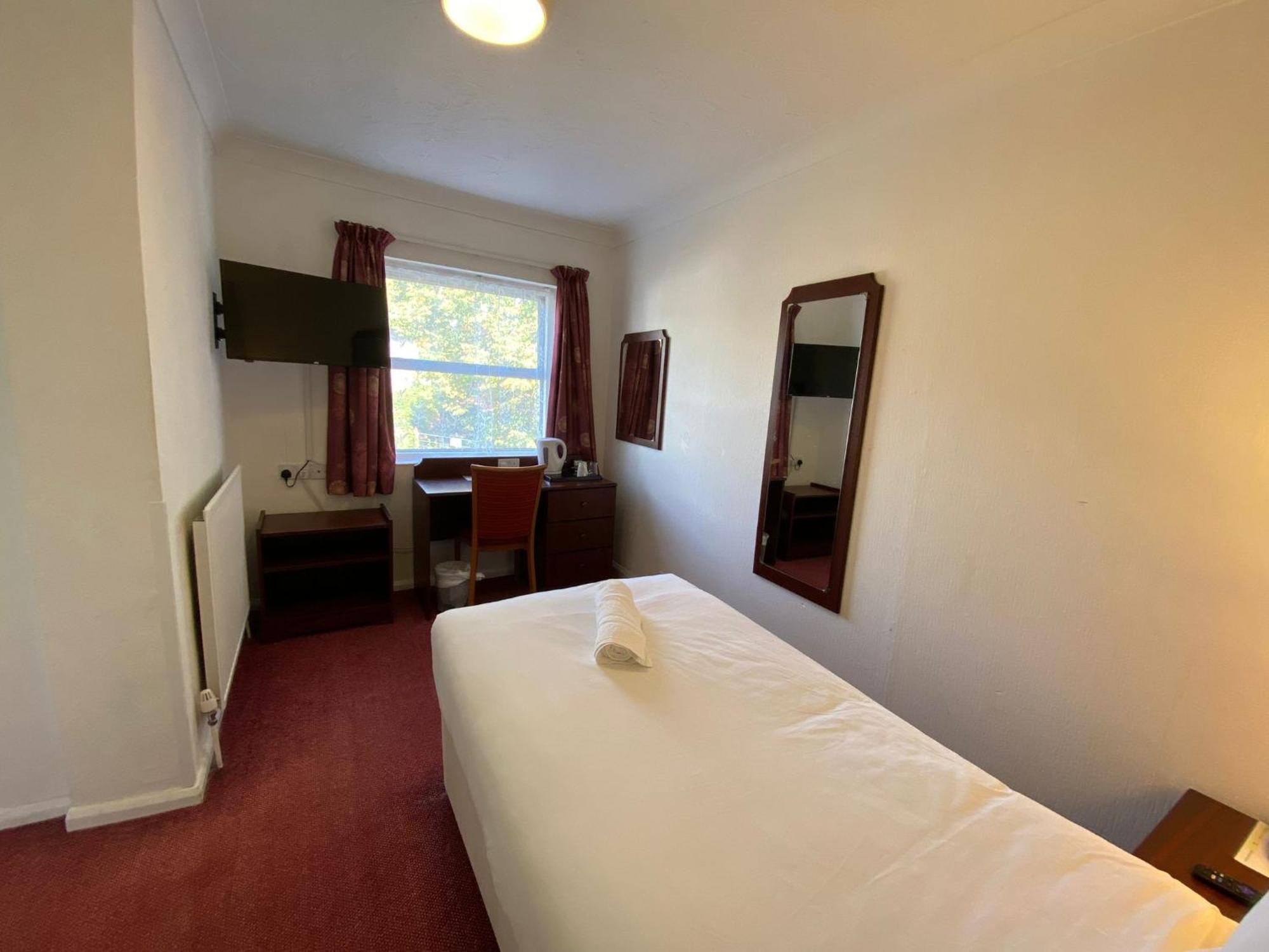 Tor Park Hotel Торки Экстерьер фото